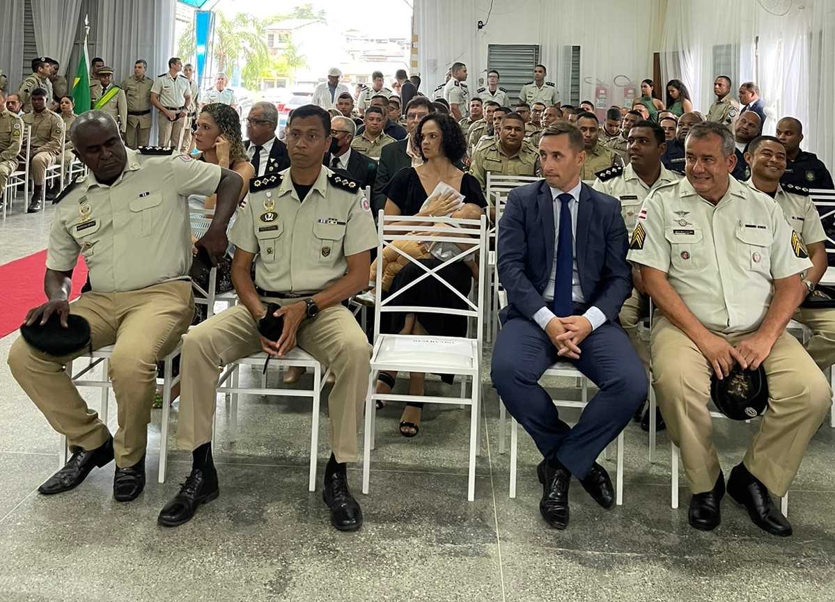 Camacã: Prefeito Paulo do Gás participa de solenidade da troca de comando da Polícia Militar